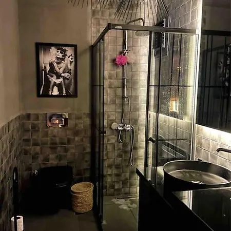 Appartamento Bebek Sahilde, Oezel Tasarim Uecretsiz Vale *